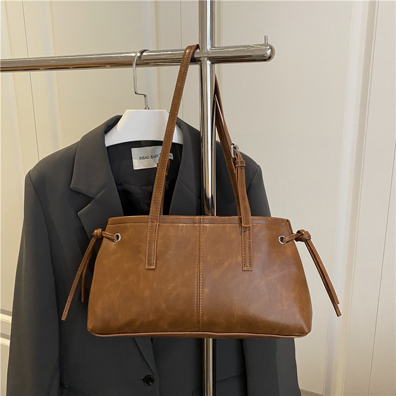 New Fashion Women Shoulder Bag Vintage Large Capacity Square Handbag Versatile Crossbody Underarm Purse