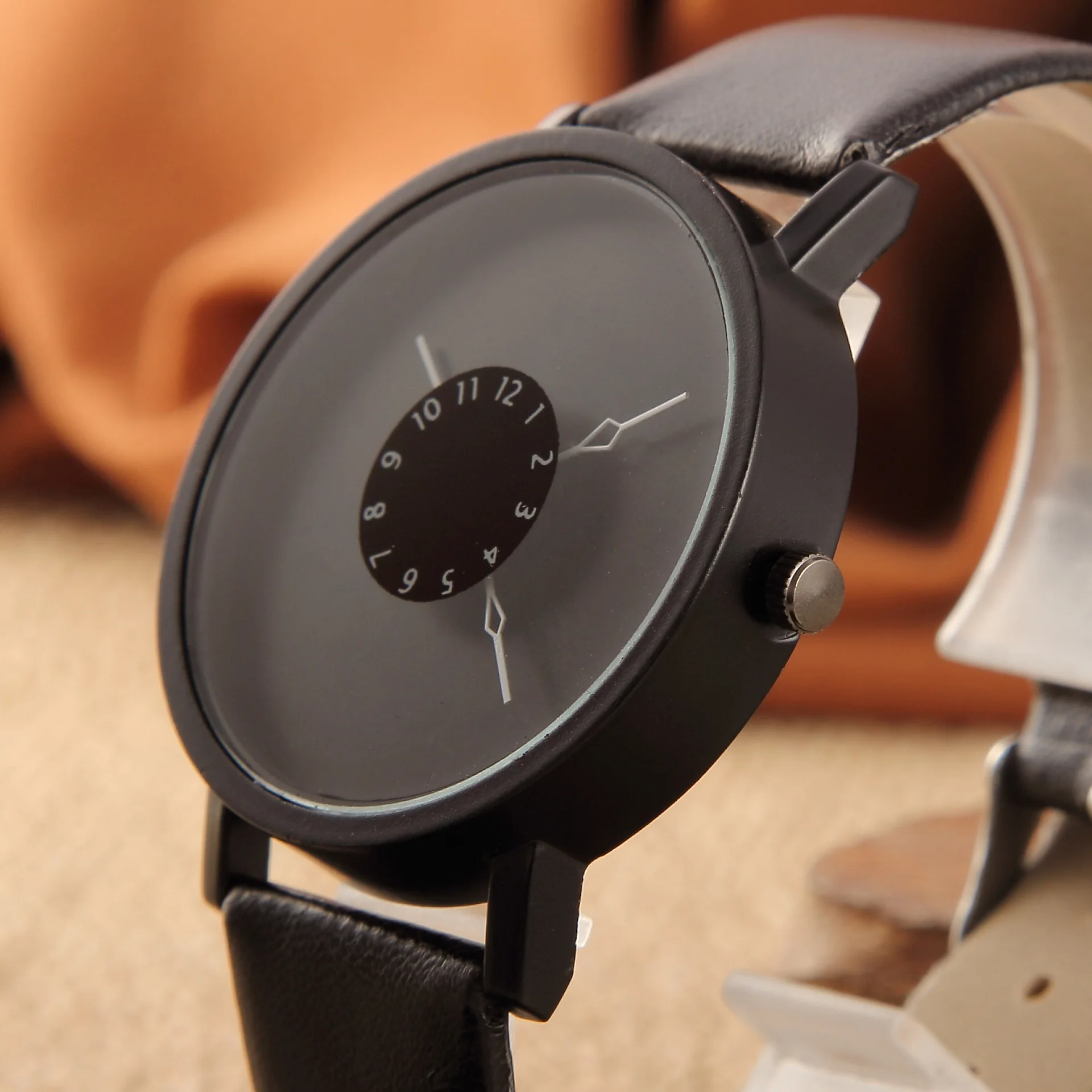 Creative Watches Women Men Quartz-Watch Analog Unique Dial Design Lovers' Relogio Saati Leather Wristwatches Clock Relojes