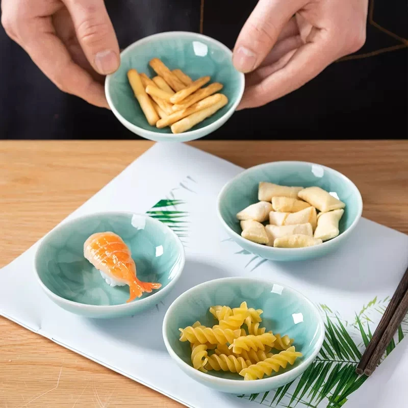 

4 PCS Sauce Seasoning Dish Gravy Boats Small Bowl Porcelain Dinnerware Tableware Lilies Decor Dishwasher and Microwave Safe