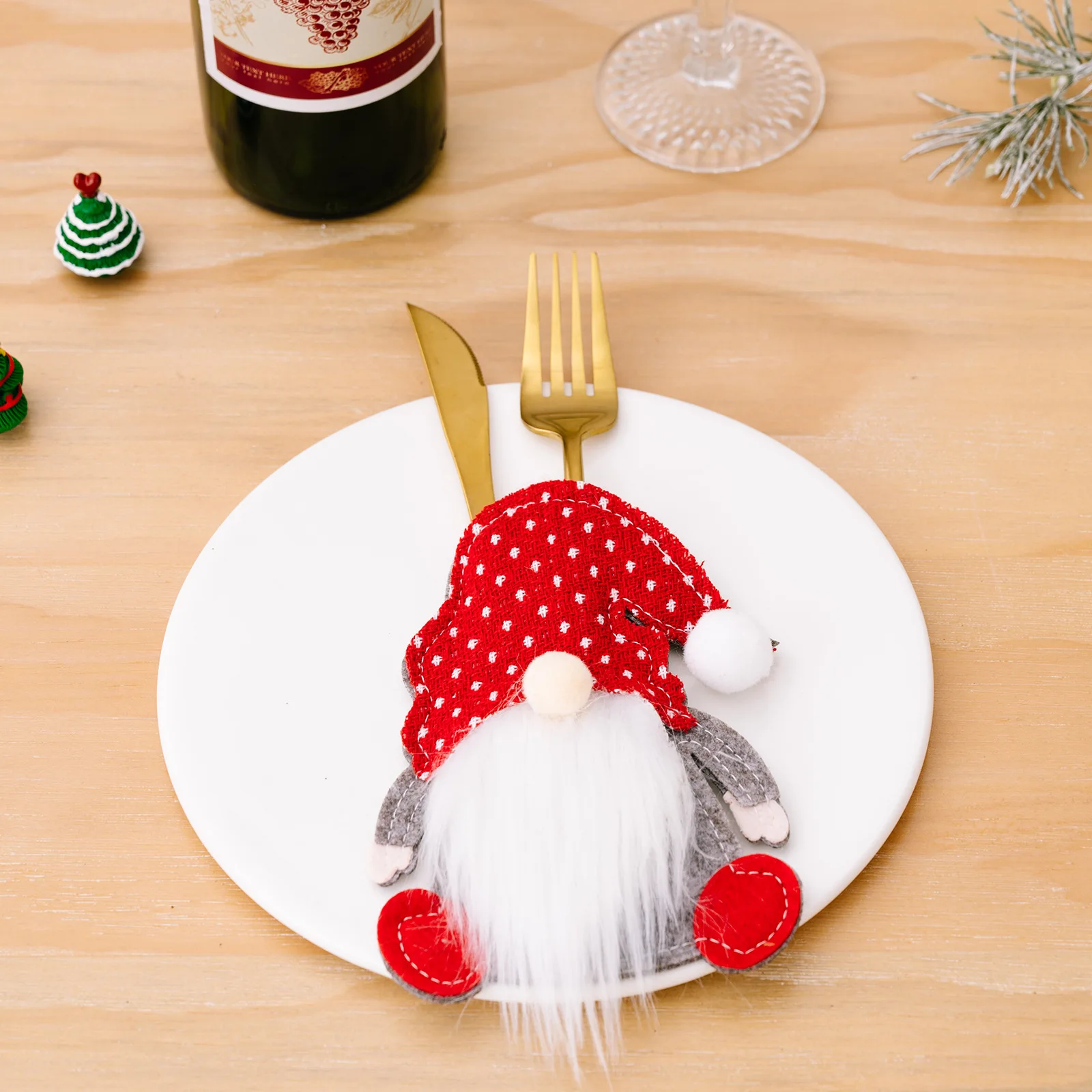 thumbnail image 1 of Muñeco gnomo 2024 Porta cubiertos navideño Bolsillo para cuchillos y tenedores Bolsa para cuchillos y tenedores Juego de vajilla Rudolph Decoración para la cena de Año Nuevo, 1 of 5
