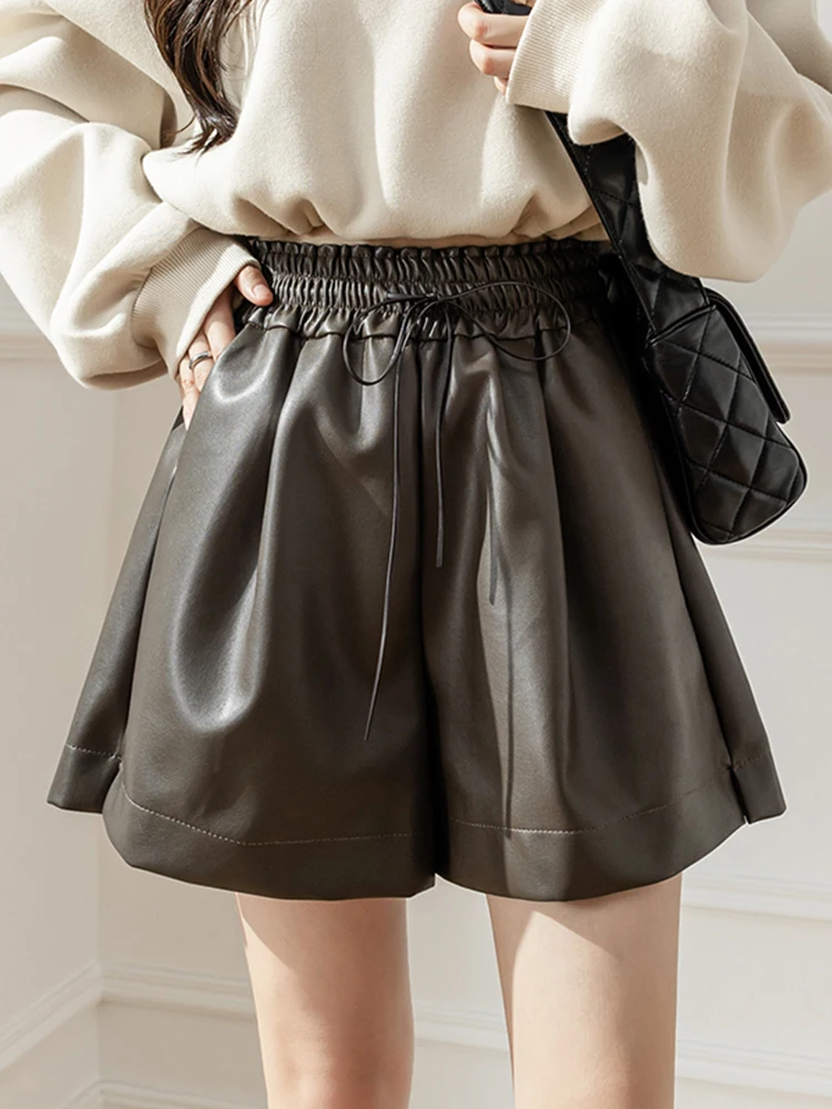 

FTLZZ Summer Women PU Leather Shorts Casual Lady High Street Empire Slim Mini Leather Shorts Vintage A-line Wide Leg Shorts