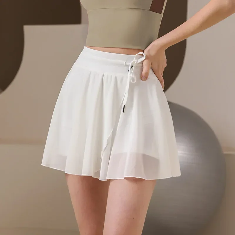 Summer Quick Drying Permeability Tulle Pleated Tennis Skirts Outdoor Workout Sportswear Fashions Light Short Skirt with Liner