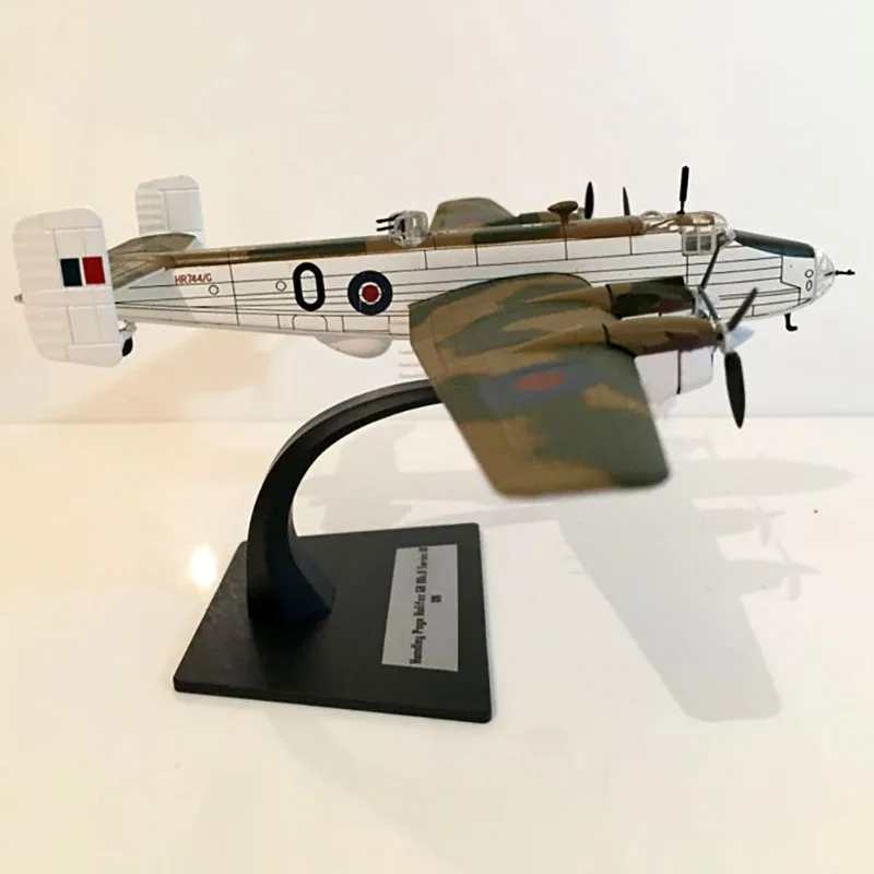 

Scale 1/144 Halifax Handley Page Fighter Aircraft Miniature Diecast Alloy Airplane Model Collections Birthday Gift Toys For Boys