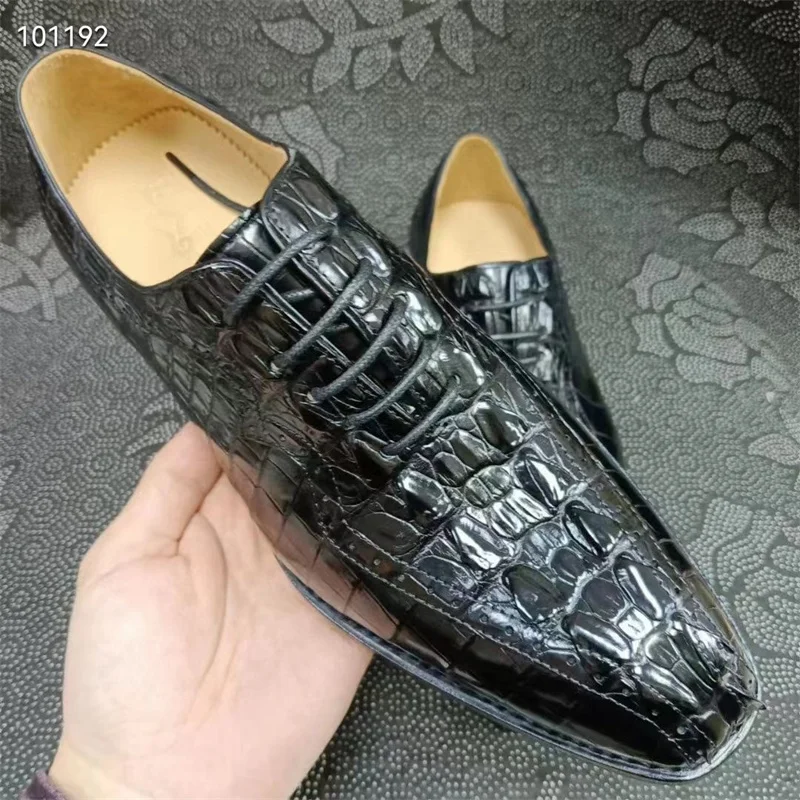 Scarpe eleganti da uomo in vera pelle di coccodrillo stile