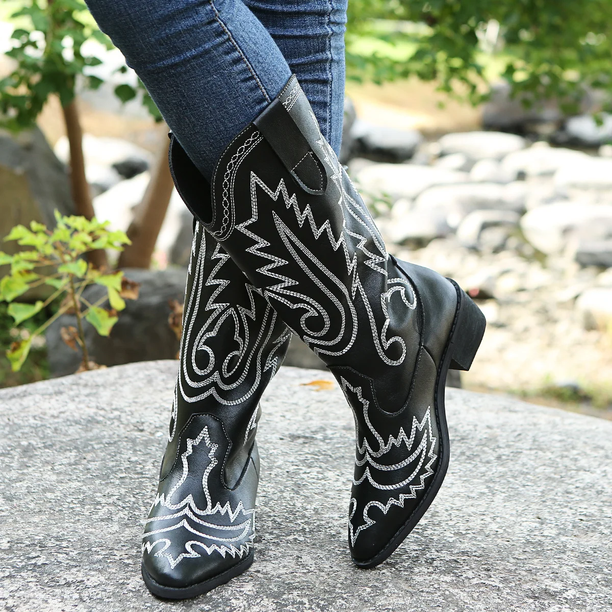 

Fashion Embroidered Western Cowboy Boots For Women Leather Black White Pointed Toe Low Hoof Heels Slip On Mid-Calf Shoes