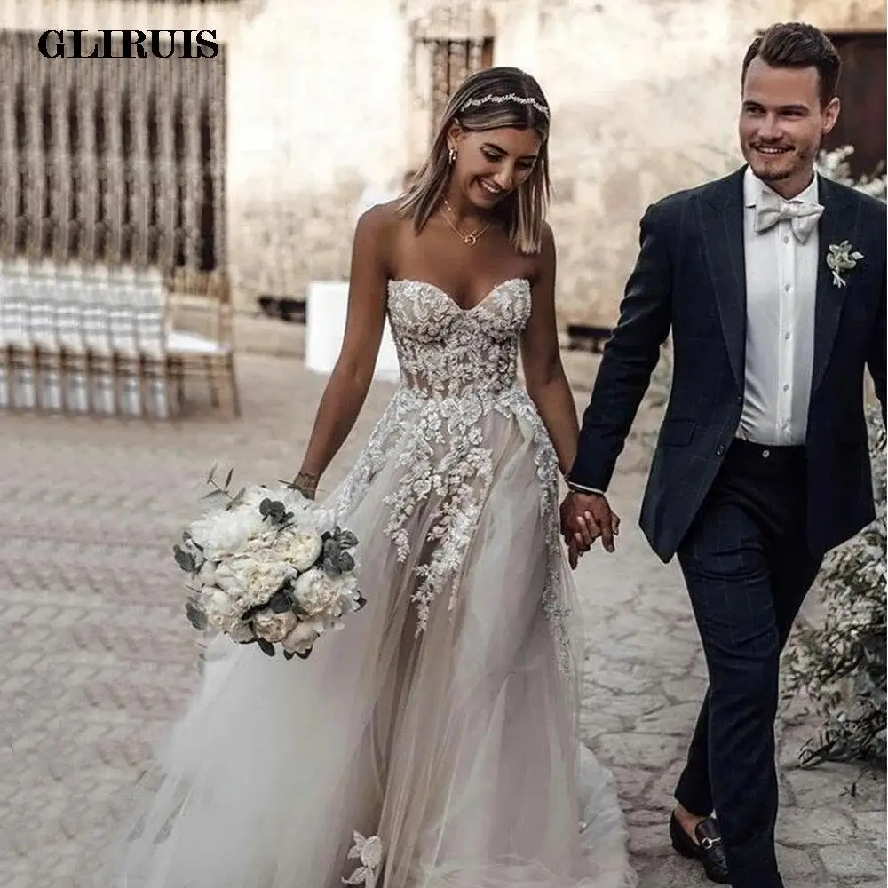 

2022 New Flower Appliques Lace Boho Wedding Dresses Sweetheart Neckline Bohemian Bridal Gowns Tulle Tutu Skirt A Line