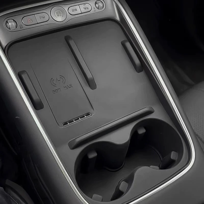 BYD Sealion 05 EV 20252027용 차량 중앙 제어 무선 충전 실리콘 패드 컵 홀더 패드 인테리어 액세서리