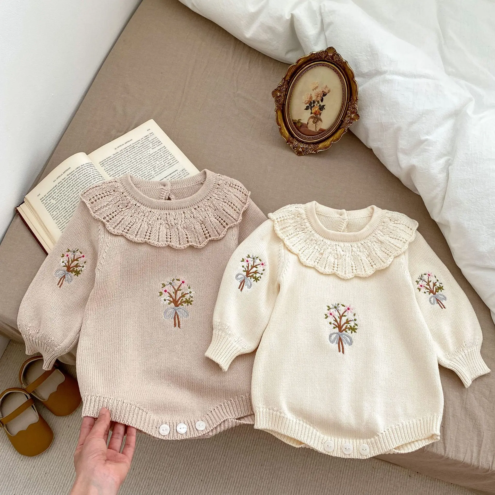 

Ins Autumn New Baby Knitted Lotus Collar Long-sleeved Hats Female Embroidered Bag Fat Clothes Jumpsuit Climbing Suit