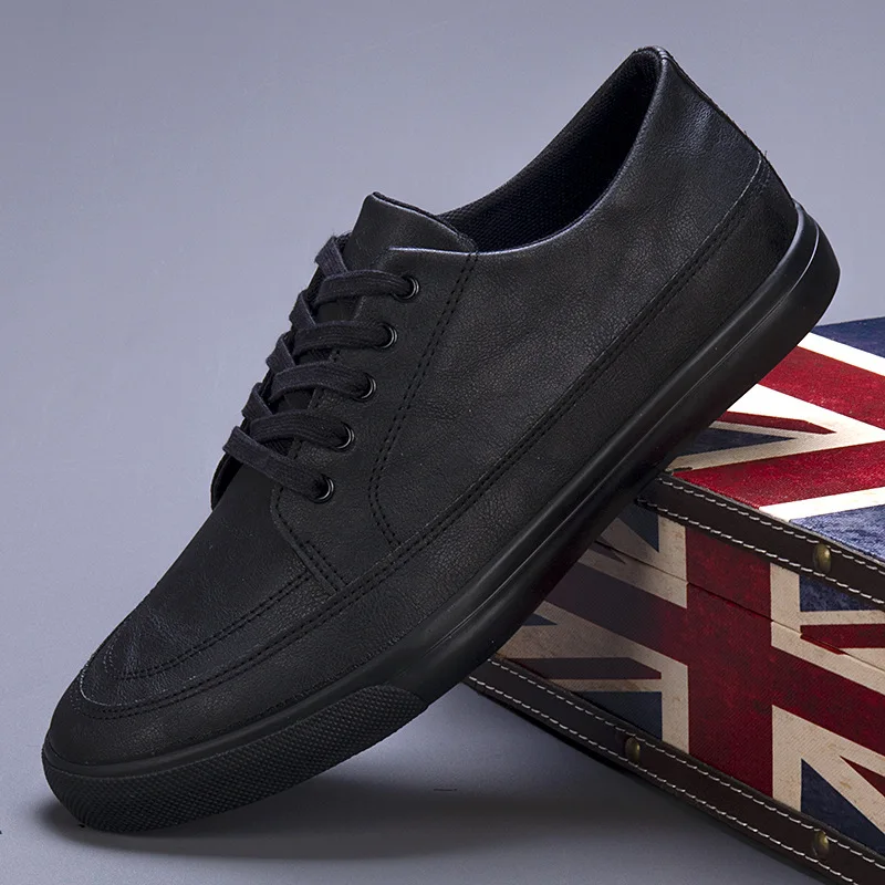 Fashion Leather Board Shoe Men Brogue Shoes Breathable Autumn Comfortable Casual Shoes Outdoor Male Sneakers Tenis Masculino