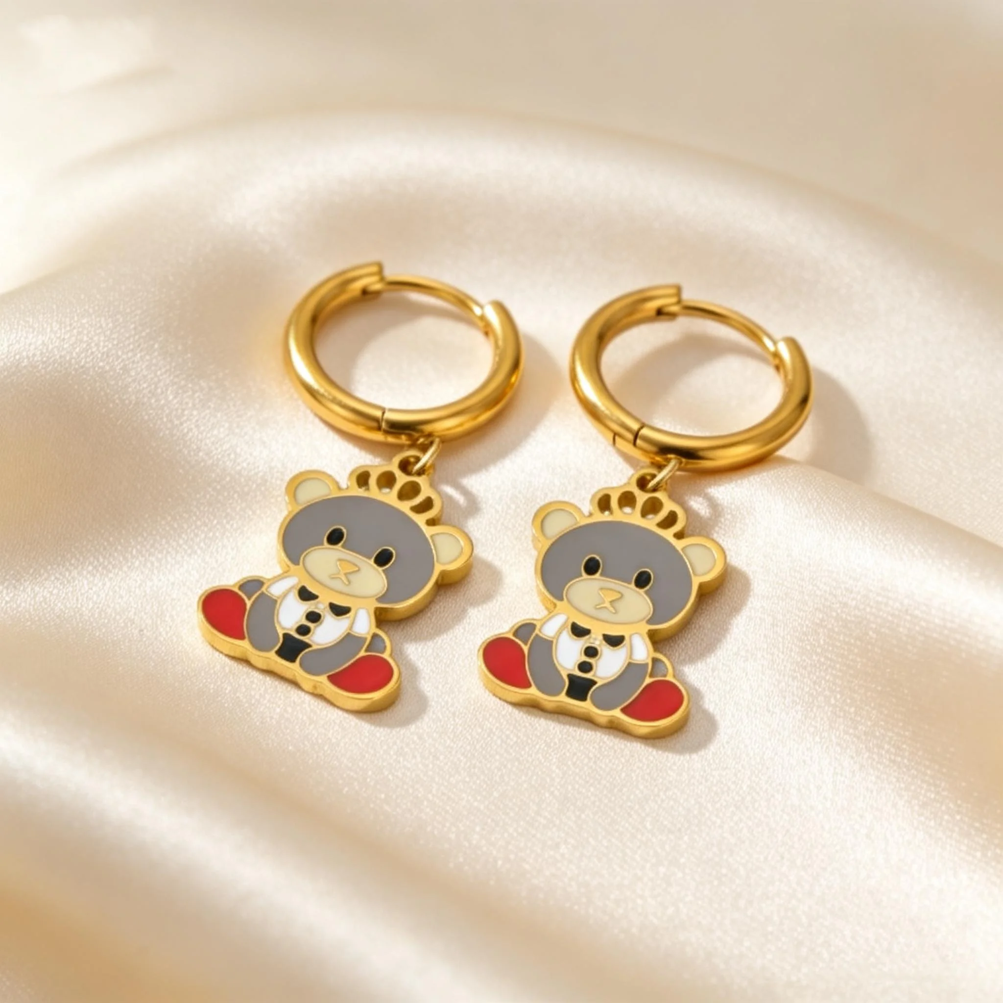 Zierliche Niedliche Bären-Anhänger-Ohrringe für Frauen und Mädchen Hypoallergene Edelstahl-Cartoon-Tropfenohrringe Modeschmuck Geschenke