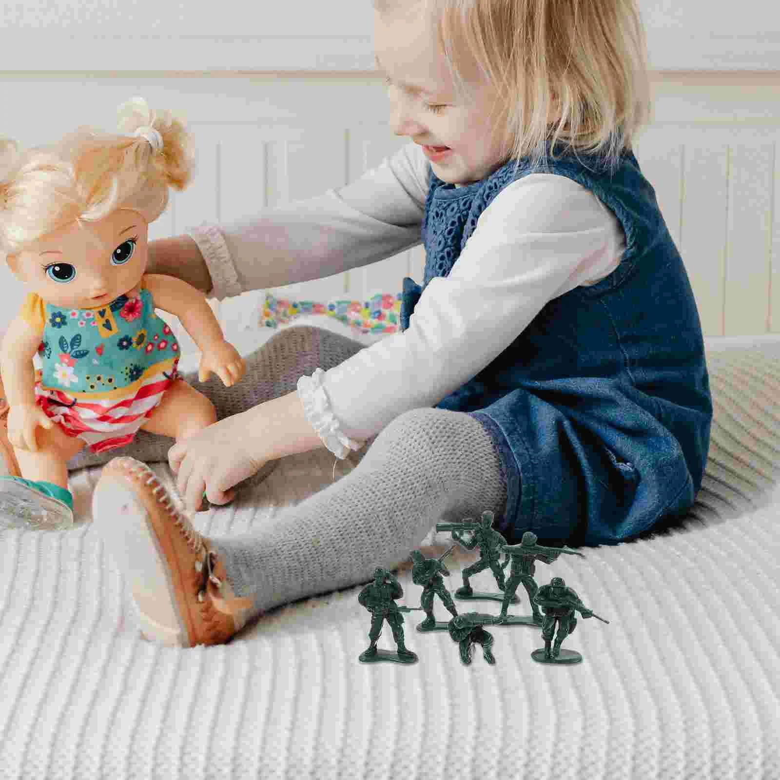 100 Pcs 5cm Diorama Toys War Scene Figures Green Plastic Set Mini Soldier Models for Kids Role Play Decor