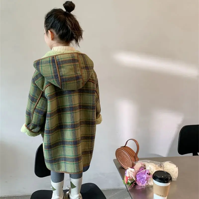 여아용 체크 무늬 암소 뿔 버클 모직 코트, 중간 길이, 트렌디 모직, 어린이 겨울 코트, 가을 겨울, 2024 신상