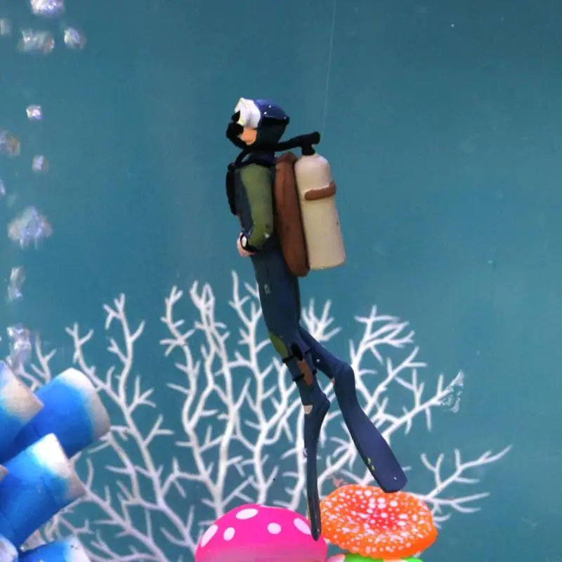 Aquarium Decor Resin Floating Diver Betta Accessories for Small Large Fish Tanks N2UD