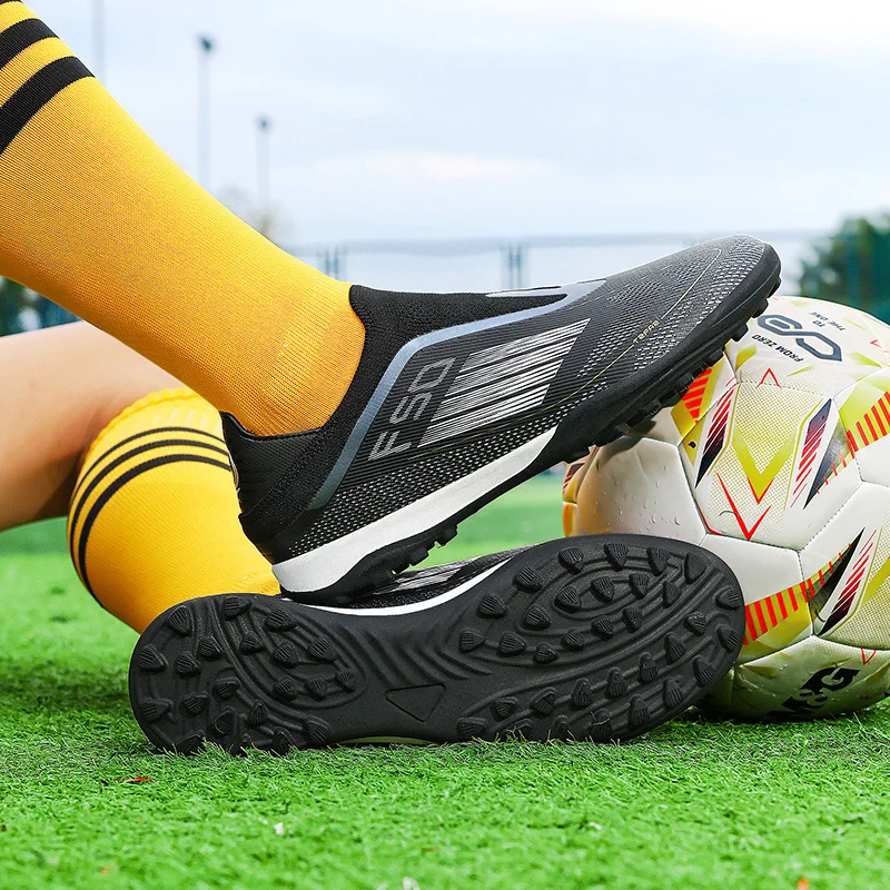 Men's Breathable Non-Slip Outdoor Soccer Cleats – Comfortable Long Spikes for Training and Match Play