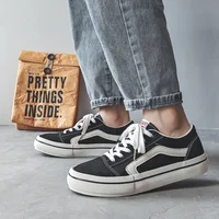 Retro Canvas Laced Sports Shoes for Men Breathable Casual Shoes Couple Matching Low Top Flat Heel Rubber Outsole round Toe