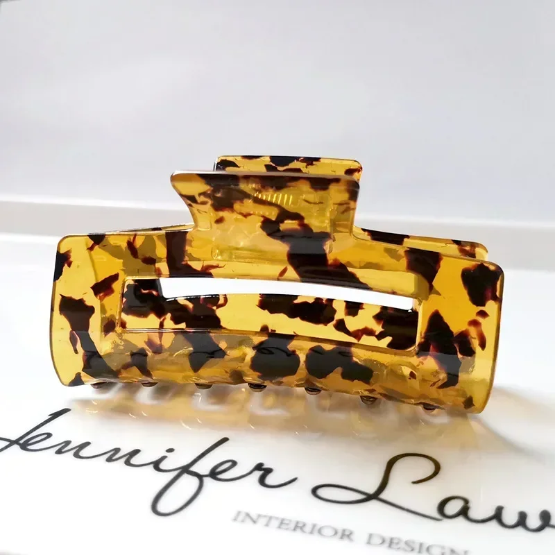 Рисунок 2 - Новые жесткие красочные пластиковые заколки-крабы