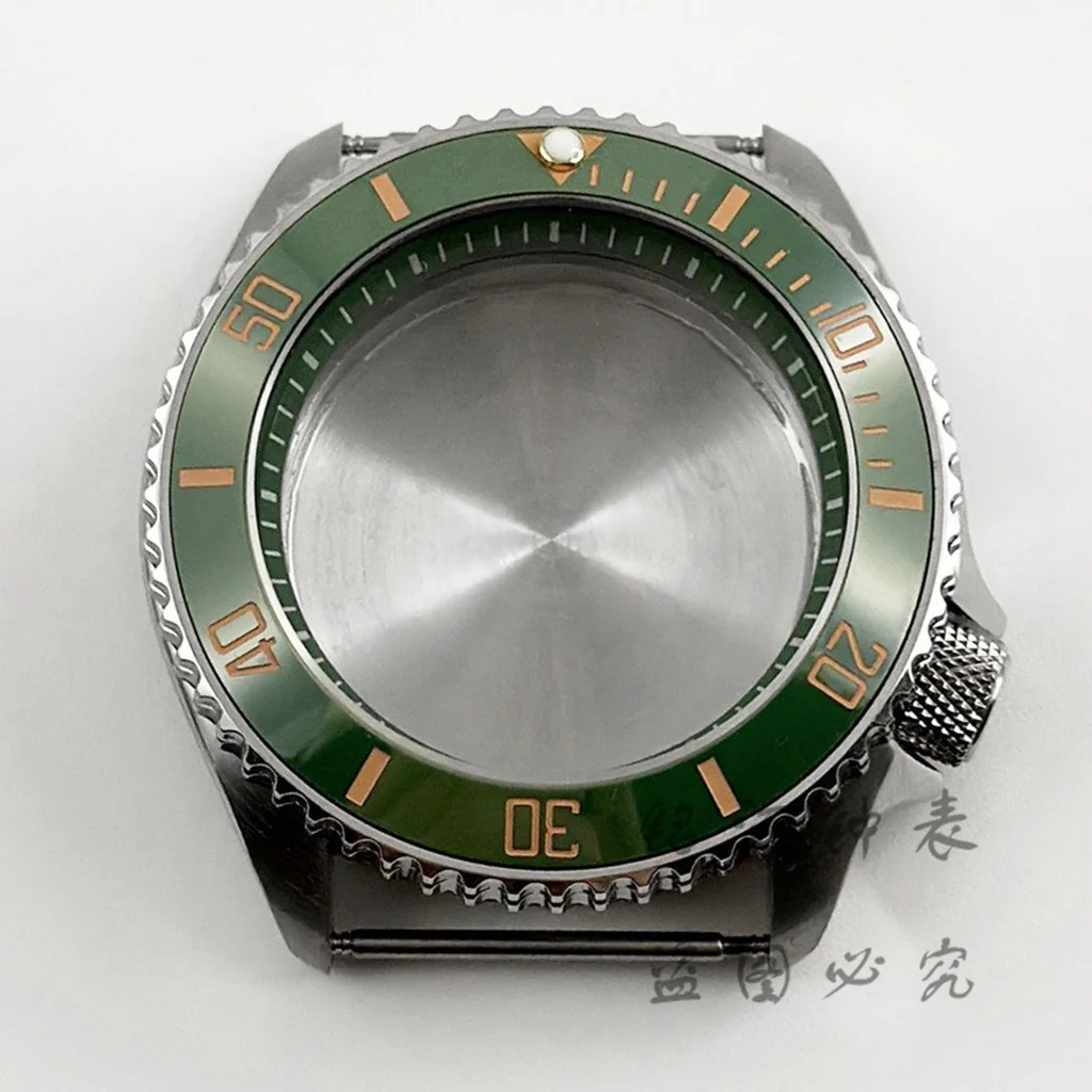 Green Ring 42mm Watch Case with Sloping Bezel