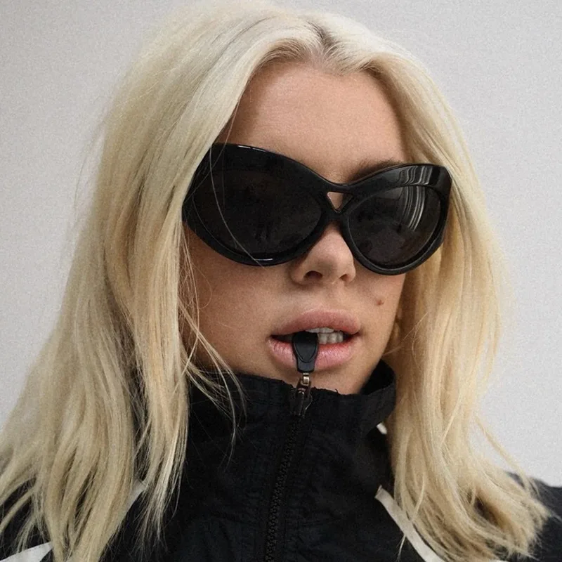 Mode Y2K Cat Eye Sonnenbrille Frauen Retro Große Schmetterling Form Hohl Brillen Shades UV400 Trend Breite Beine Männer Gläser