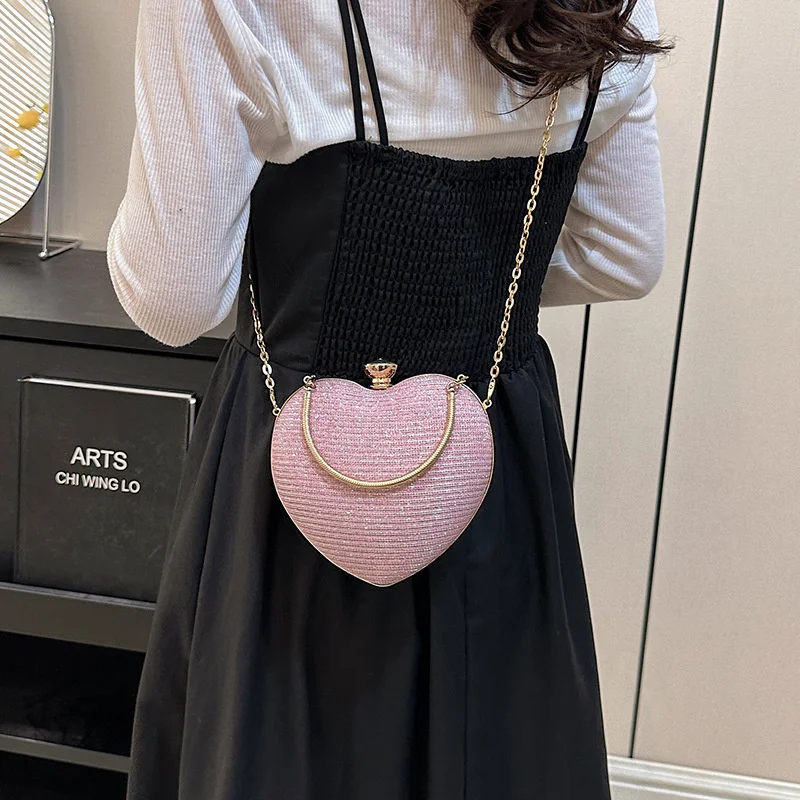 Shaped Heart New Dinner Chain Shoulder Female Tote Bag Fashion Diamond Metal Handheld Y2k Handbag Woman Party Bolsas Clutche