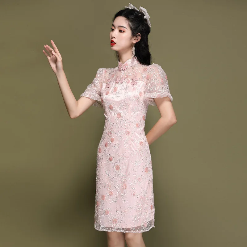 

Pink Dress Women Summer 2022 New Chinese Style Fashion Embroidered Stand Collar Short Sleeved Slimming Cheongsam Knee Length