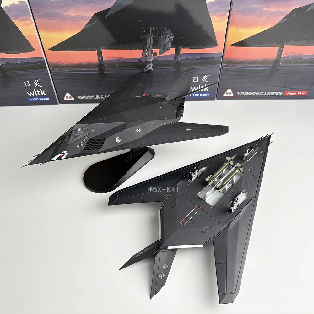 1/72 F117 攻撃航空機サメ絵画金属ミリタリーモデルダイキャスト飛行機