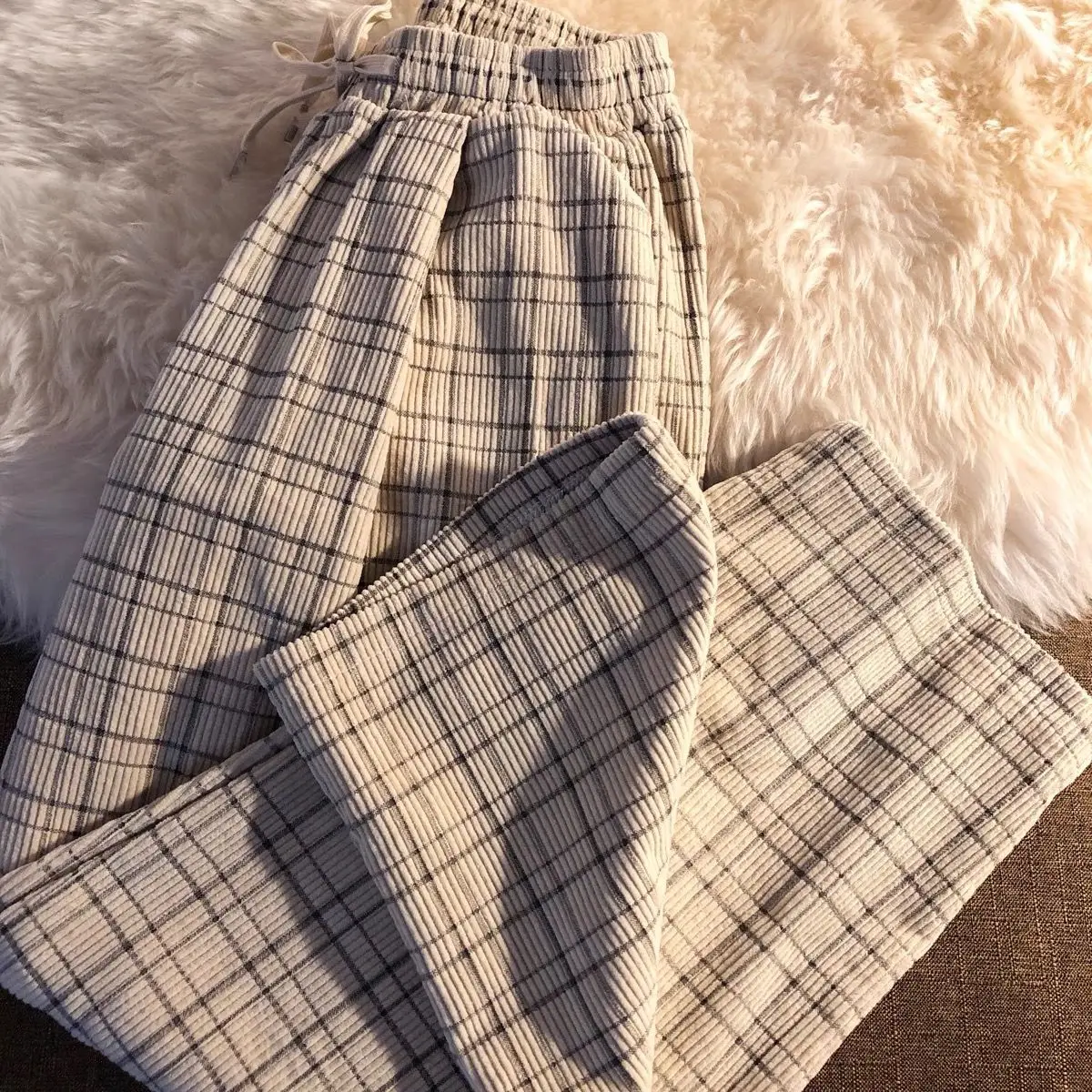 

Retro Niche Corduroy Wide Leg Long Pants for Men and Women Same Style Loose and Versatile Checkered Pants for Autumn and Winter