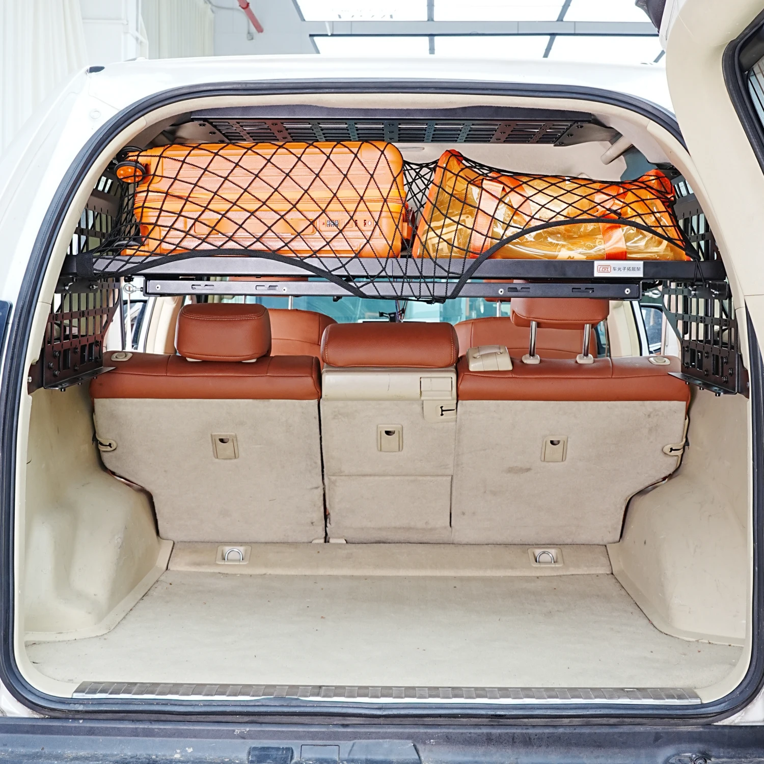 ランドクルーザー プラド150系 トノカバー ランドクルーザー 150プラド トノカバー プラド トノカバー ランドクルーザープラド 150 後期型 値下げ！プラド150 トノカバー