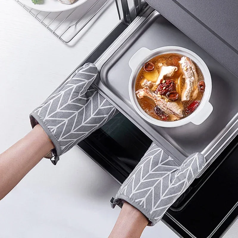 2 pieces Heat-Insulating Heat-Resistant High-Temperature Resistant Kitchen and Oven Gloves