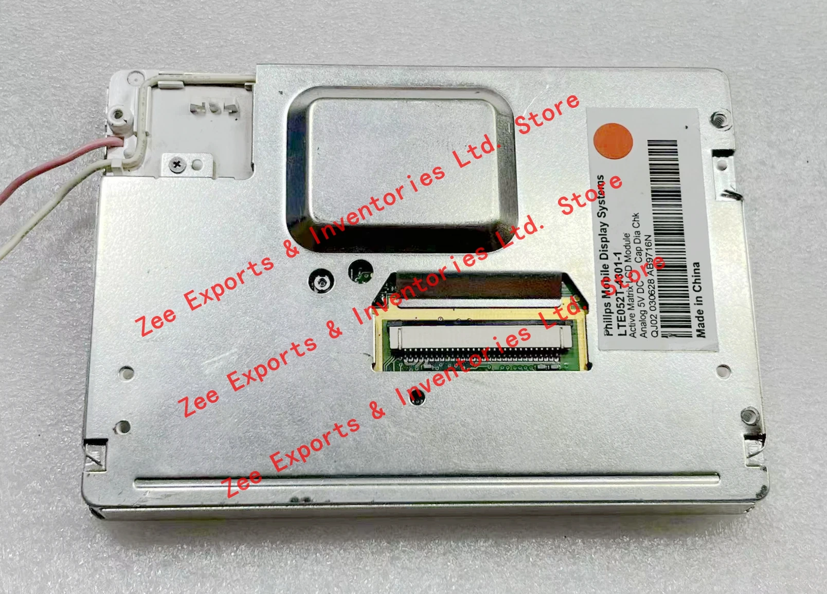 

LTE052T-4301 Оригинальный 5-дюймовый дисплей Φ для A4 A8 A6 Q5 Q7