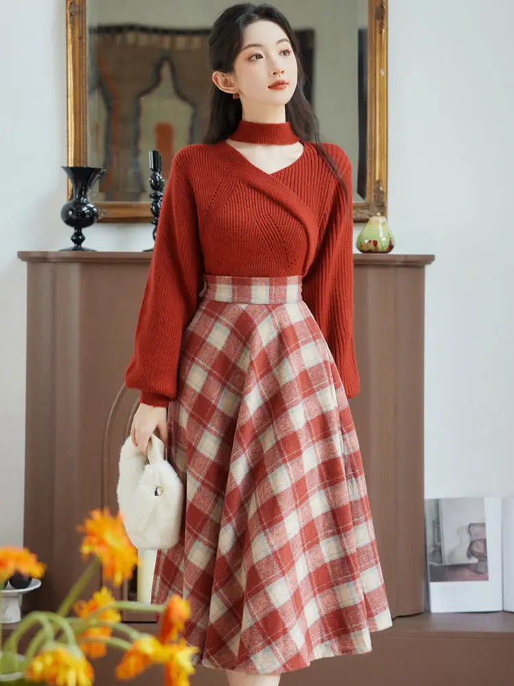 

2024 Women's Autumn Winter New Two Piece Set V-neck Knitted Sweater Tops Female High Waist Plaid Half Skirts Ladies Suits R638
