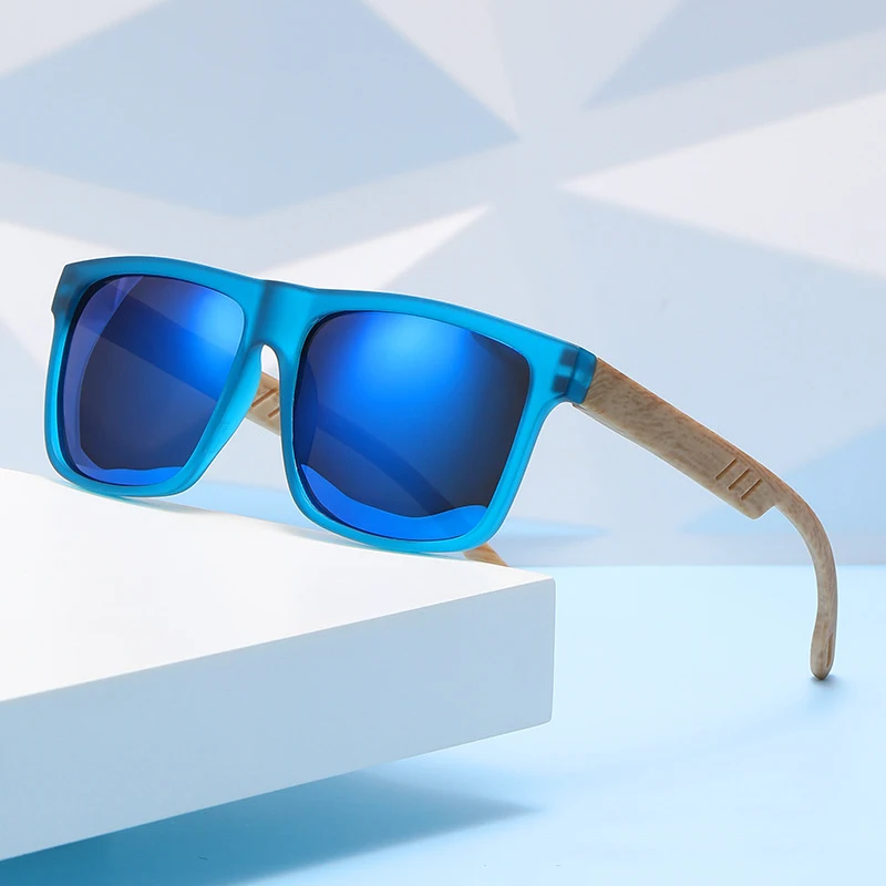 Vintage-Style Unisex Square Sunglasses with Imitation Wood Grain and UV400 Protection