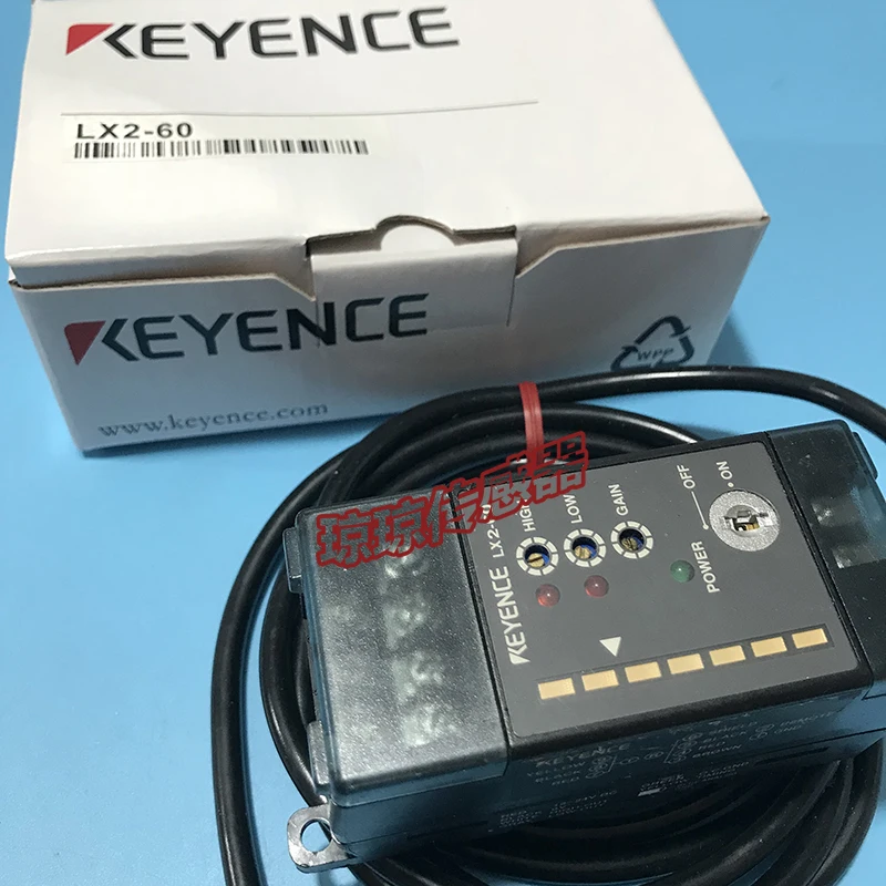 

New original KEYENCE digital Display compact laser transmittance sensor amplifier LX2-60 LX2-70