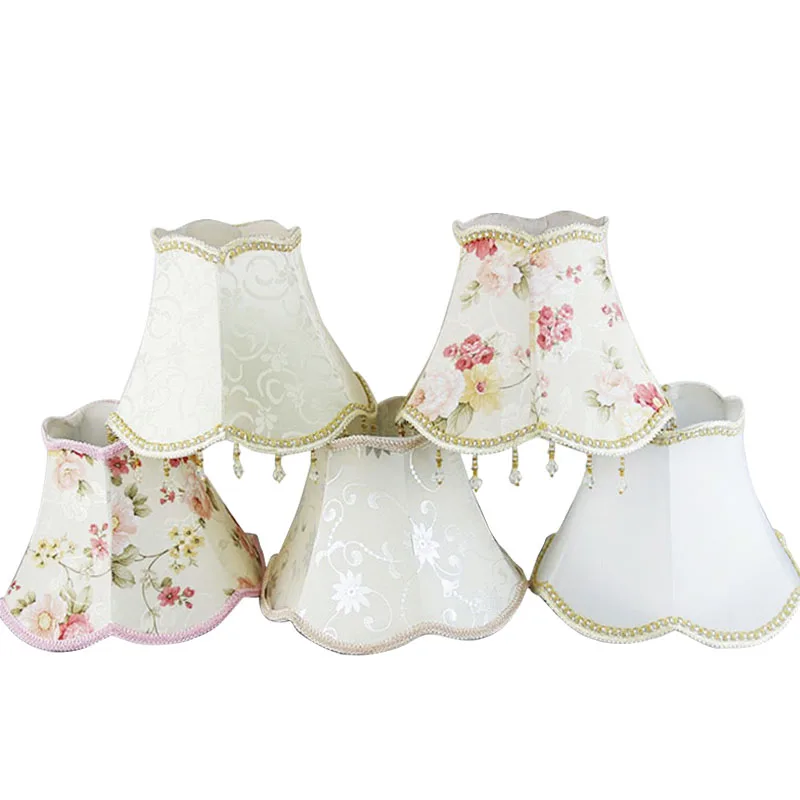 PaintingFlowerFabricLampshadeWithBeadsModernEuropeanStyleTable
