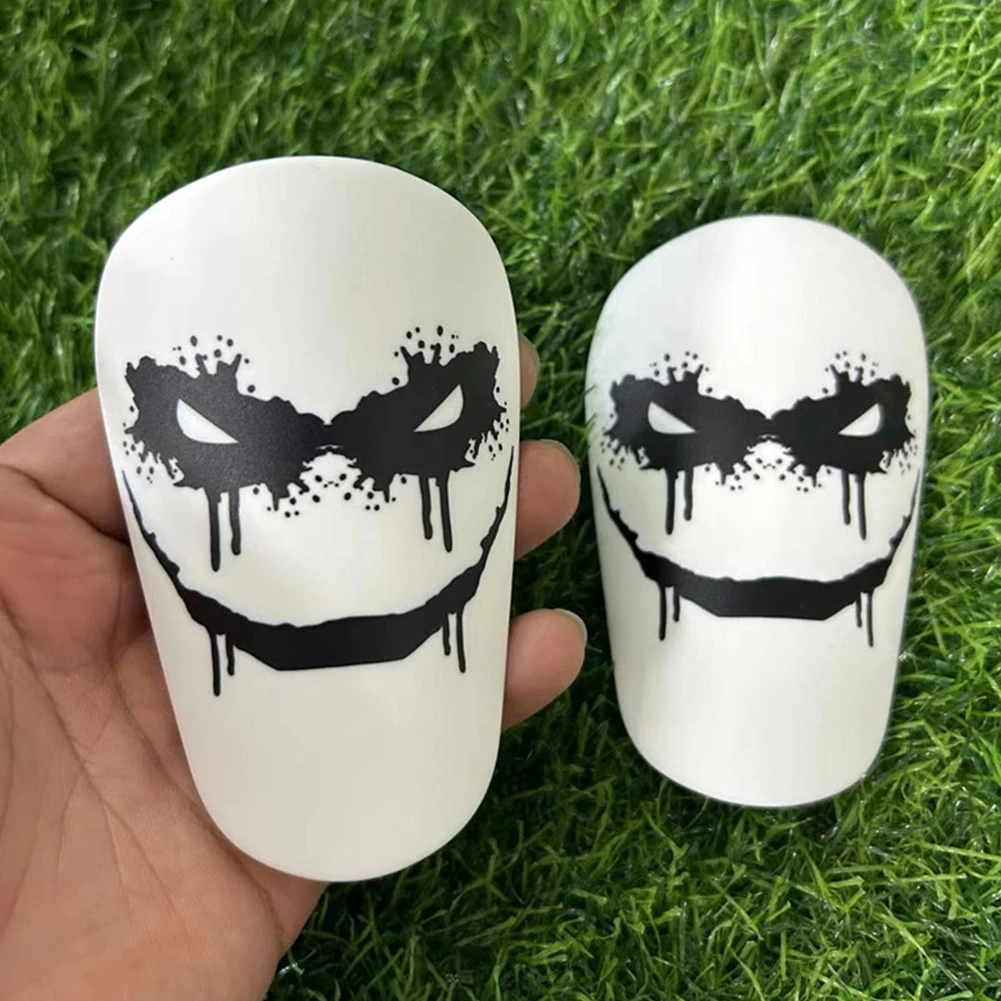 1 Pair Mini Football Shin Pad Wear-Resistant Football Leg Protection Equipment Lightweight Mini Shin Pads Football Shin Guards