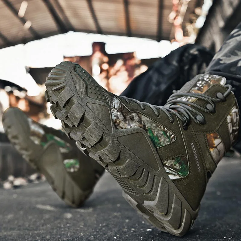 

Military Tactical Boots Outdoor Wilderness Training Battlefield Boots New High Top Shoes Waterproof Rescue Workwear Desert Boots