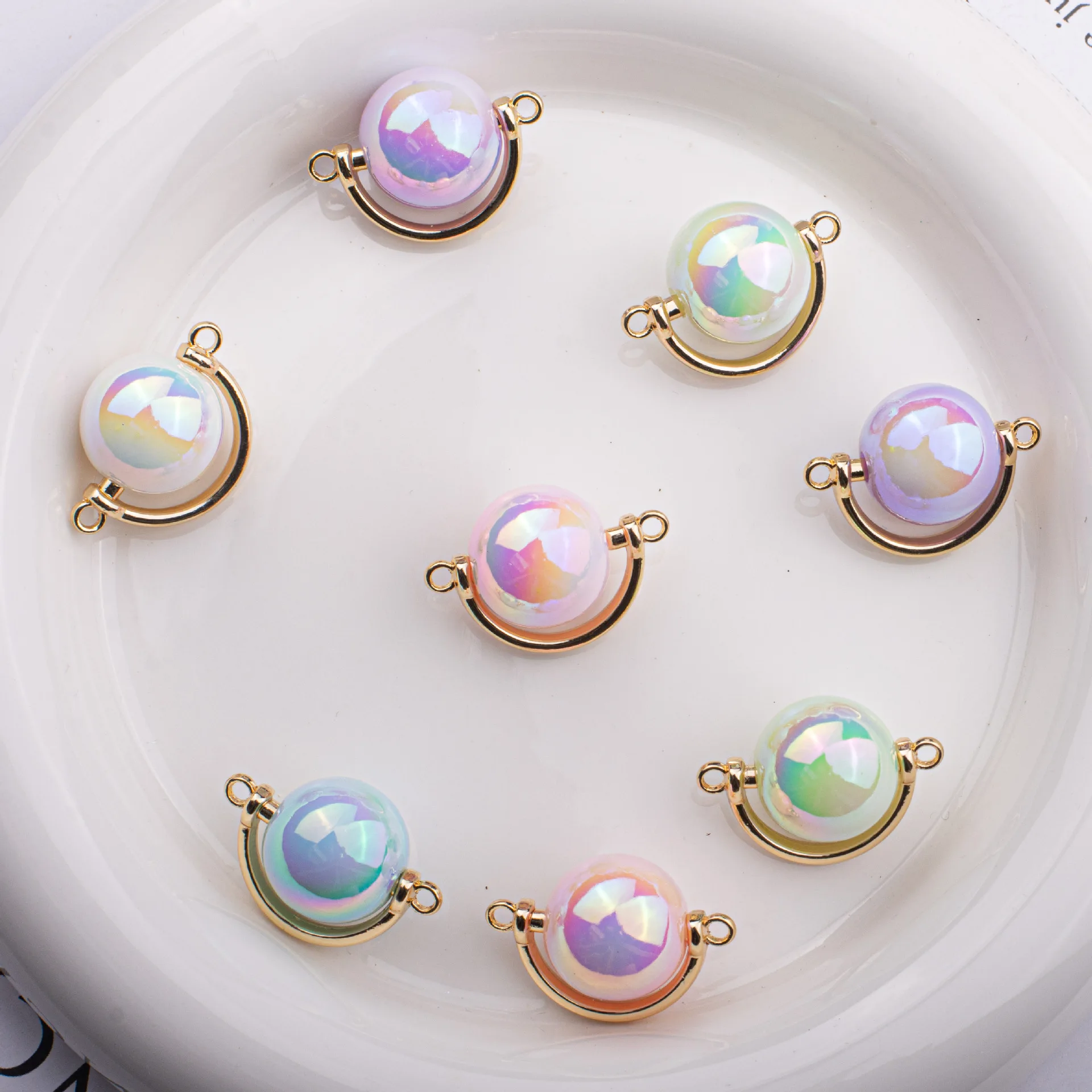 

40 шт., акриловые бусины, 26 х19 мм