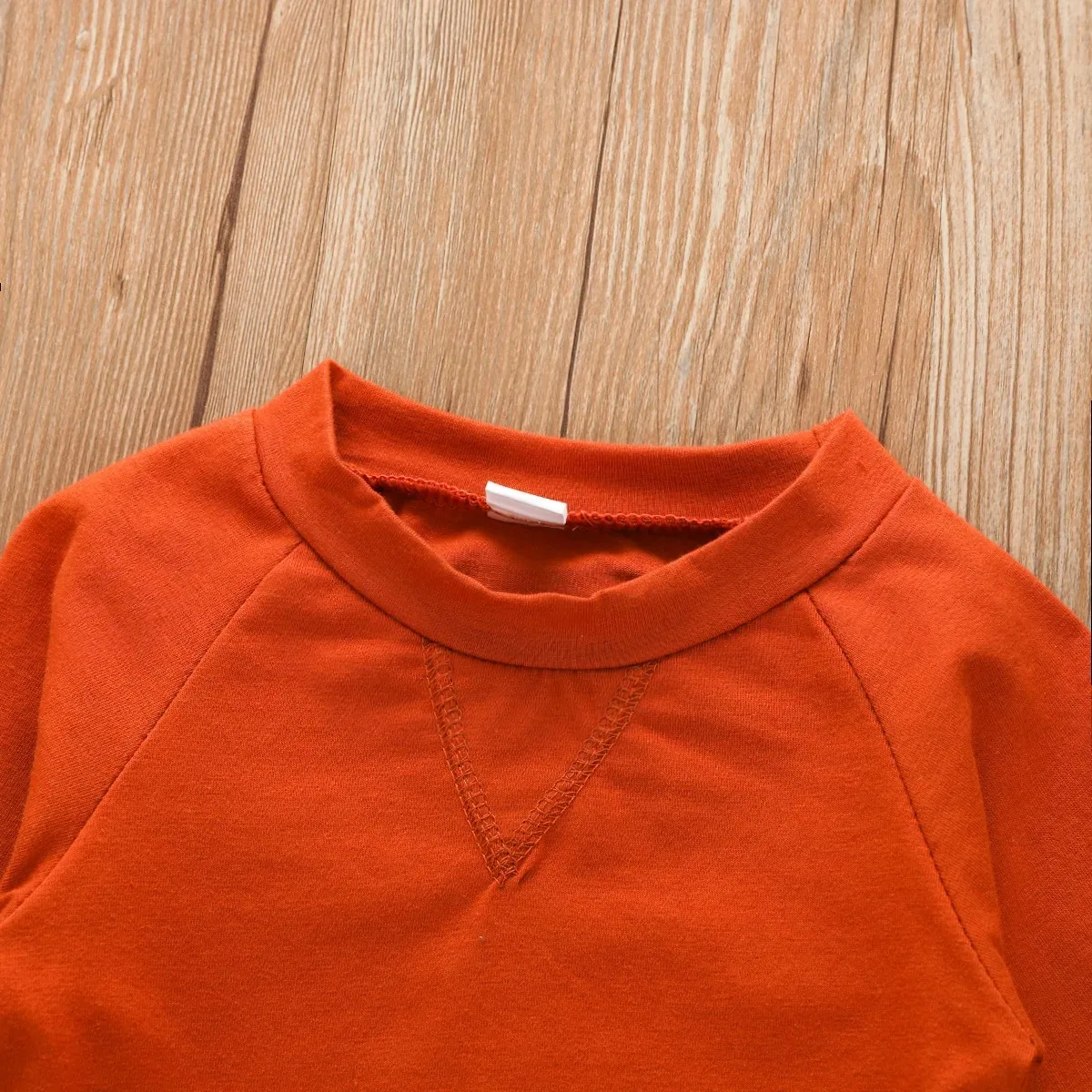 Description Picture 4 of itemAutumn Winter Two-Piece Set for Baby Boys RTS Fashionable Round Neck Sweater and Pants Solid Color for Spring