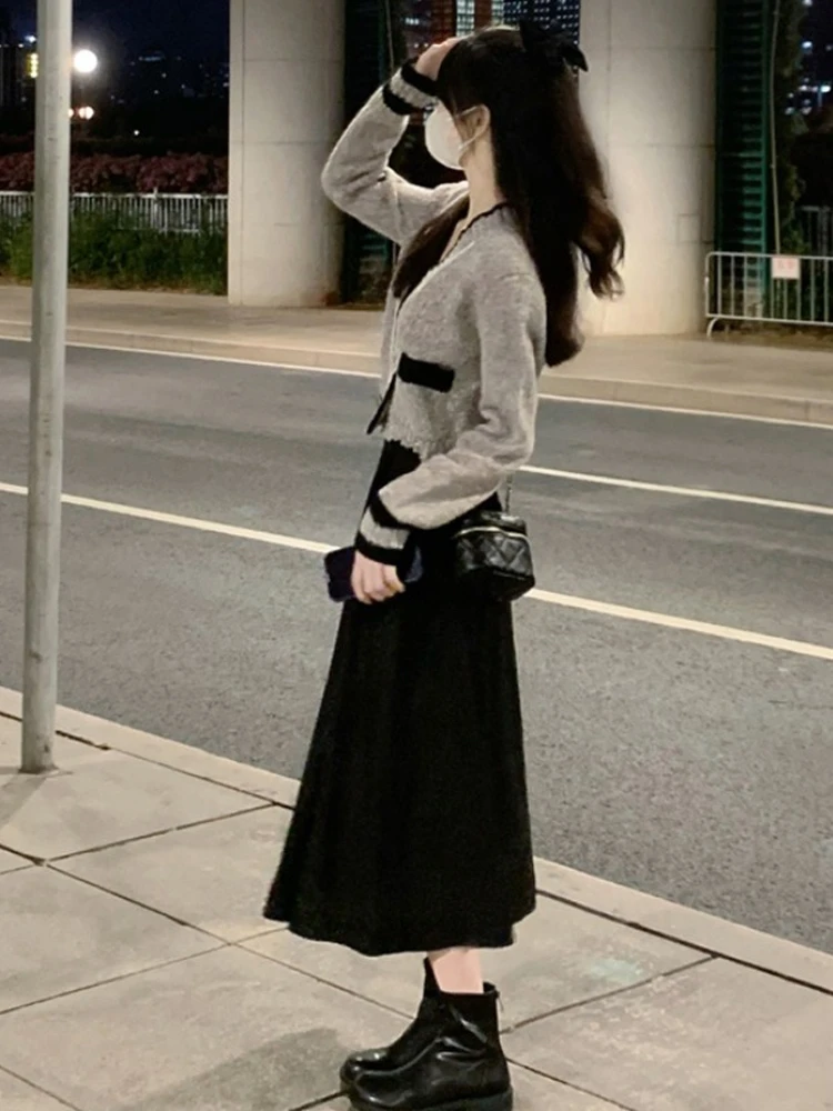 Spring New V-Neck Maternity Knitwear French Style Short Cardigans Jackets Pregnant Women's Knitting Coat Single-breasted Sweater