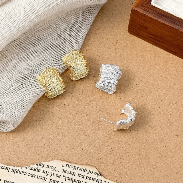 New Punk Geometric Metal Irregular Grain Stud Earrings For Women Trendy Vintage Personality Earrings Travel Party Jewelry Gifts