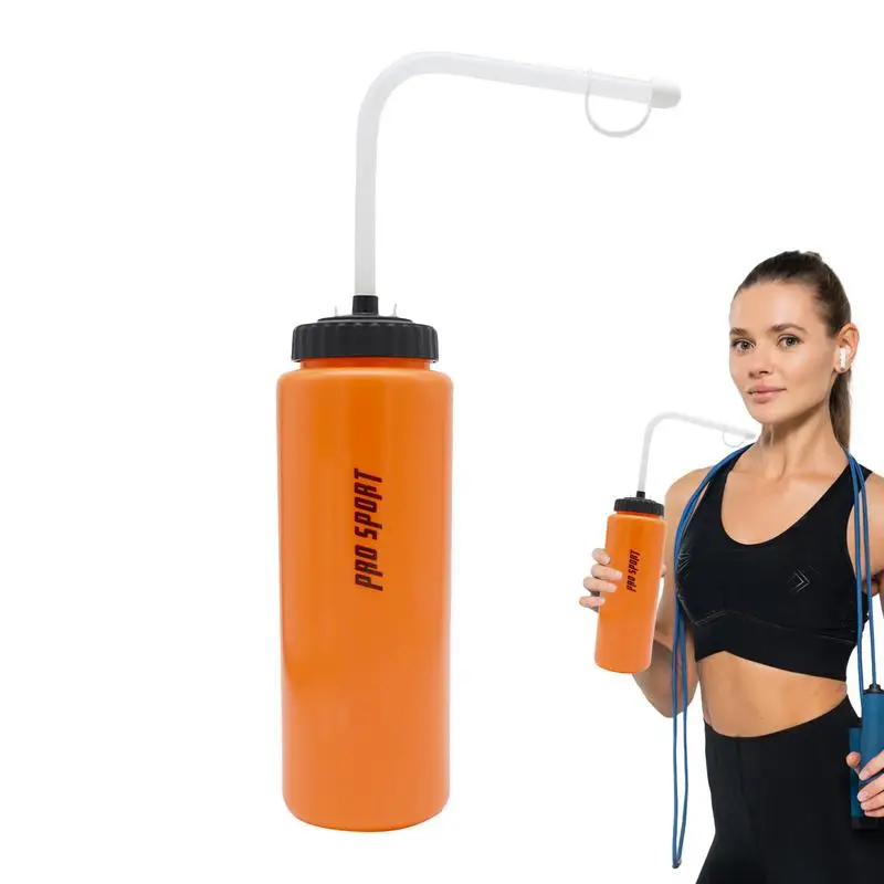 Squeeze Water Bottles Safety Water Wash Bottles 1 Liter Football Bottle Boxing Squeeze Bottle with Long Straw for Fitness