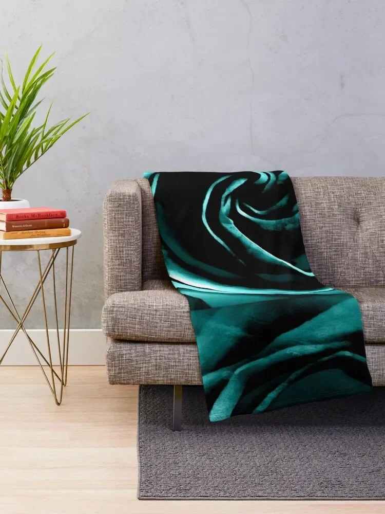 û�ϻ� ���-Be still My Soul Throw ���, ���� ���, �Ϳ��� ���� ����, ���� ���