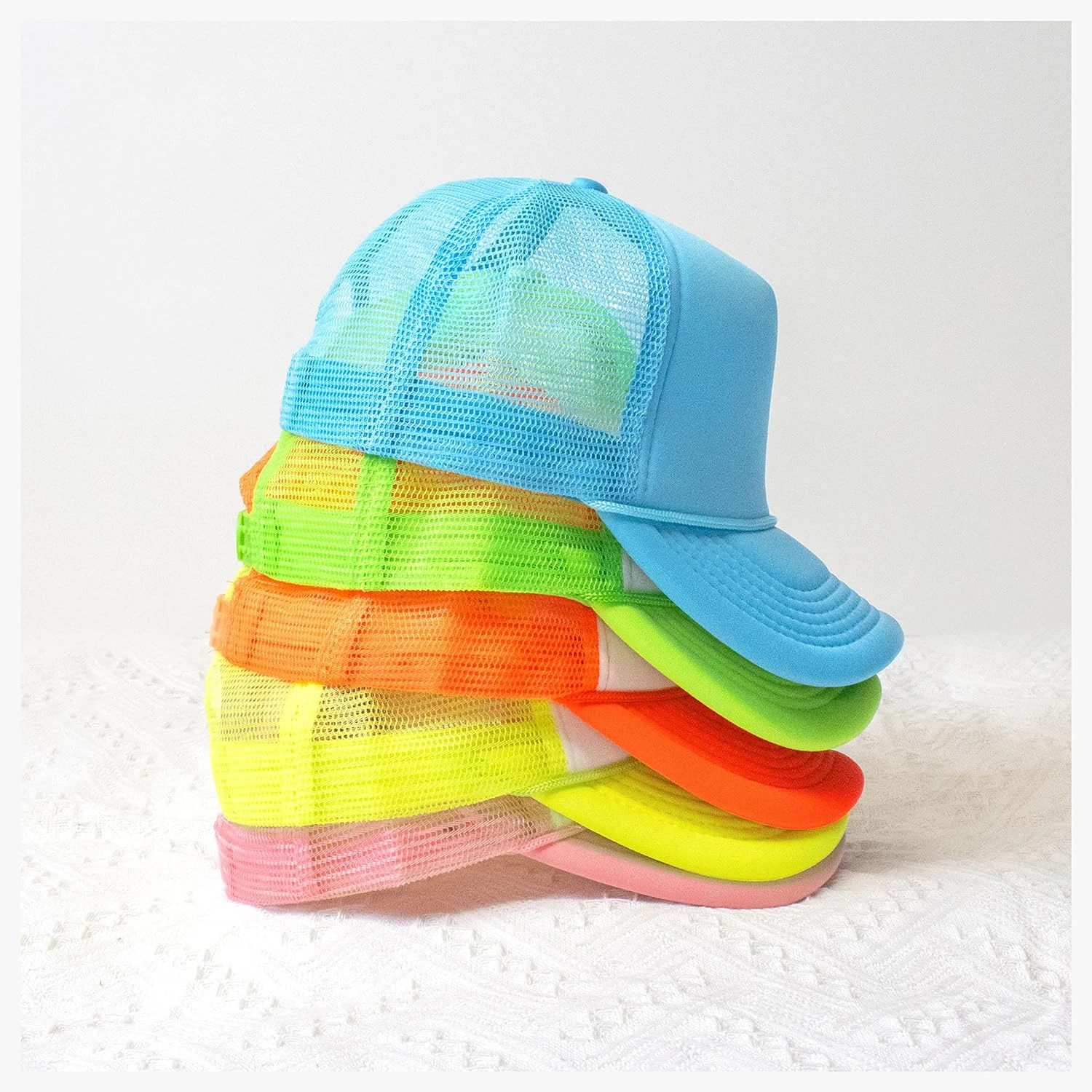 Stay fashionable and cool with this stylish two-toned trucker hat, offering ultimate comfort for outdoor activities. Stay on tre
