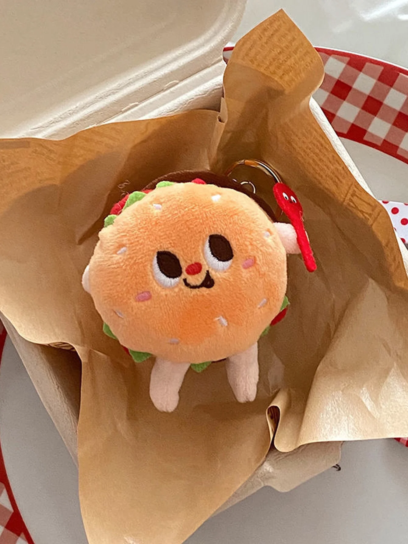 1pc-Burger design, pet teeth grinding, squeaking plush toys, durable dog chew toys, interactive products