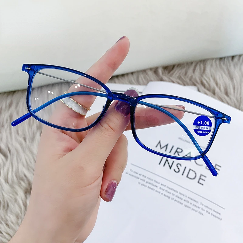 

Anti-Blue Light Reading Glasses Full Frame Ultra Thin PC Material + 1.0 To + 4.0 HD Presbyopia Fashion Glasses