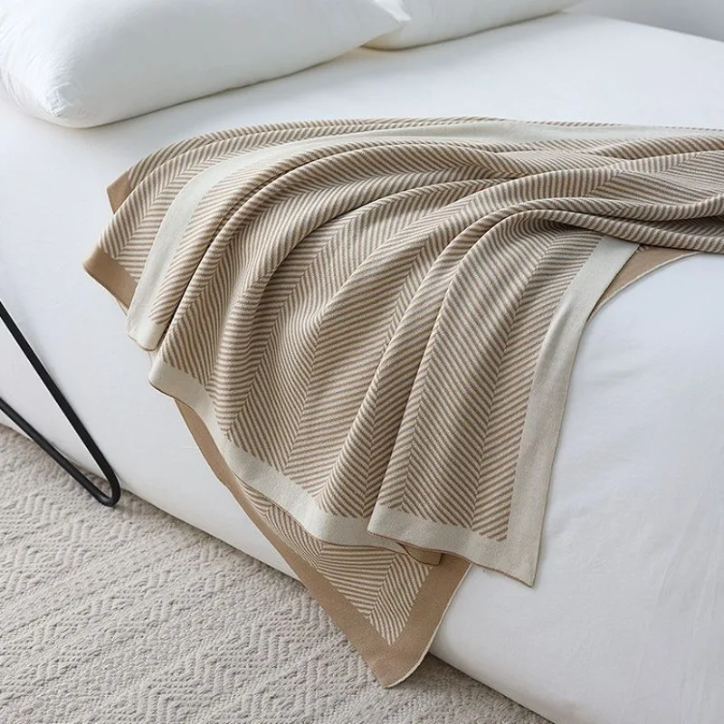 Nordic Ins Style Knitted Blanket Leisure Sofa Cover Blanket 130x180cm Four Seasons Universal Blanket Air Conditioning Blanket 2