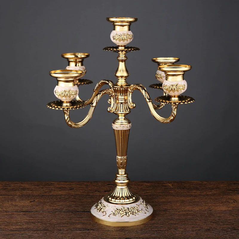 

Golden Guest Gift Candle Holders Metal Stand White Aromatic Decorative Candle Holders Aesthetic Porta Velas Home Decor AB50ZT