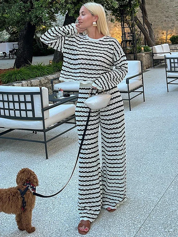 New Women Hollow Out Split Pleated Full Sleeve Drawstring 2020 Winter Loose Tee Top