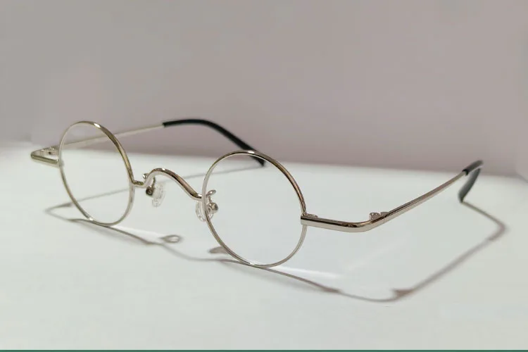 Yujo Women's Round Alloy Reading Glasses 8