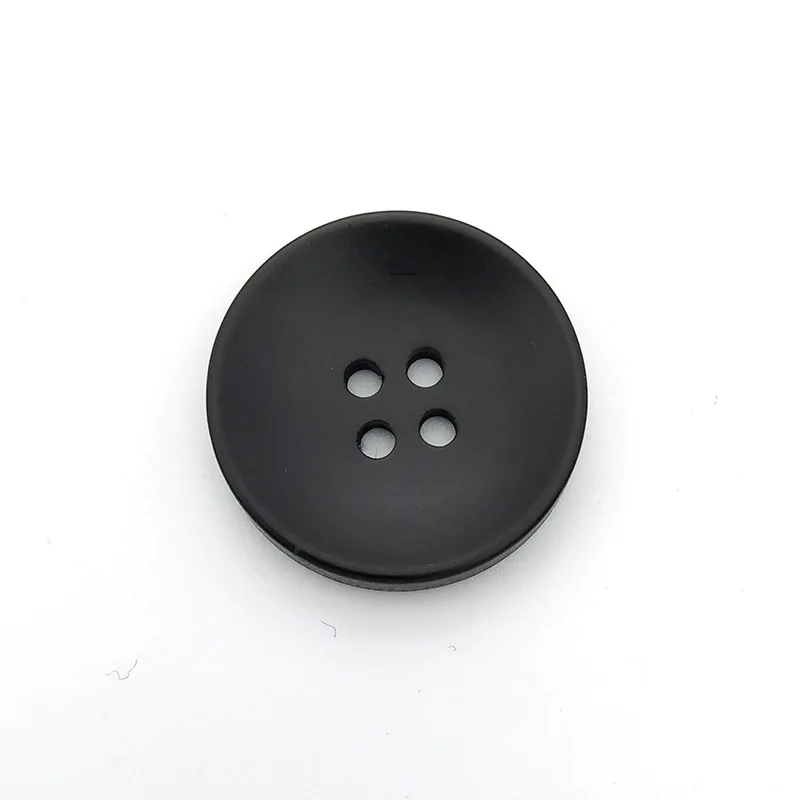 Bottoni 4 fori in legno rotondo marrone caffè, 40 mm, cucito