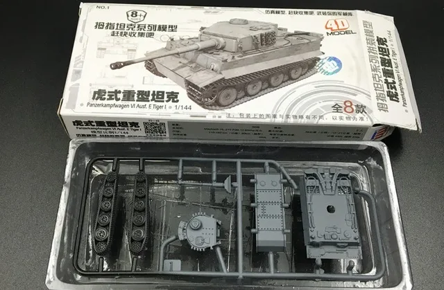1: 144 Mini Assemble Tank Tiger Panther T34 AMX-30 Sand Table Scene Military Thumb-assembly 4D Model Toy Collection 3